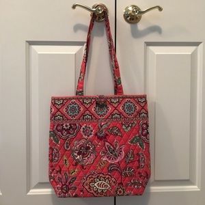 Vera Bradley Tote